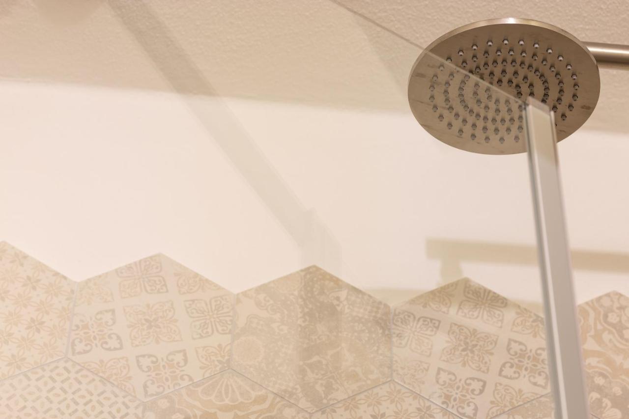 Trigu & Mangoni Bed & Breakfast Cagliari Bagian luar foto